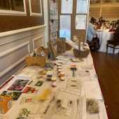 Use the arrows or slide the photo to see more