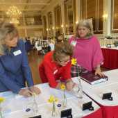 Use the arrows or slide the photo to see more